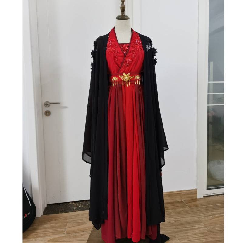 Jiu Jingyi's Black And Red Han - đánh giá và giá Anime Cosplay Red